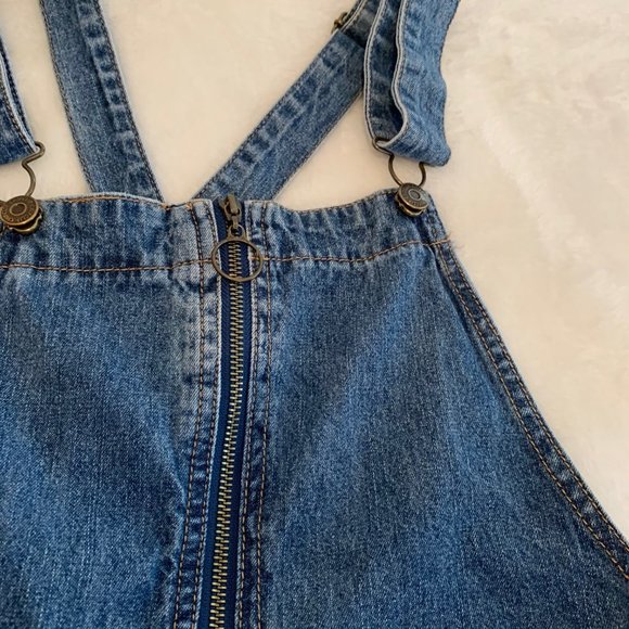 Chip Clip Medium Wash Embroidered Zip Front Short Overalls Size M - Picture 4 of 16